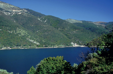Lake Lago di Scanno