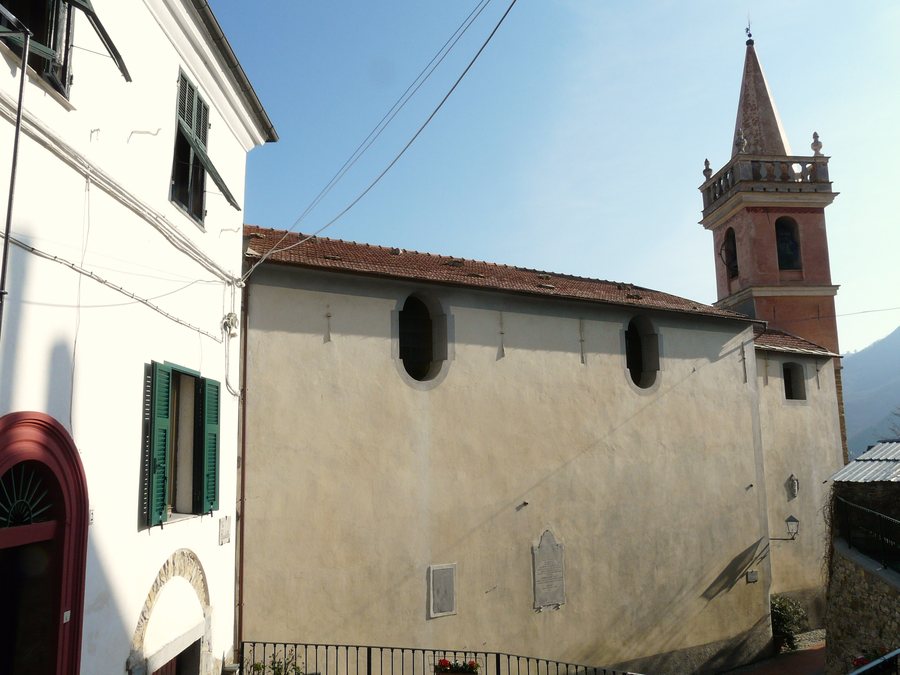 File:Caravonica-chiesa1.jpg