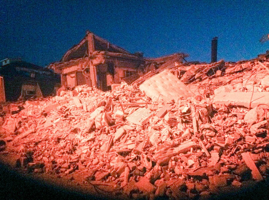 File:Terremoto centro Italia 2016 - Amatrice (28698701104).jpg