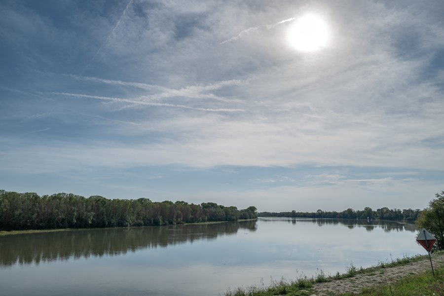 File:Fiume Po - Guarda Veneta, Rovigo, Italia - 13 Settembre 2022.jpg