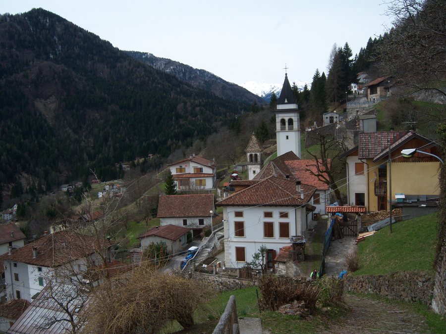 File:Zovello - panoramio.jpg