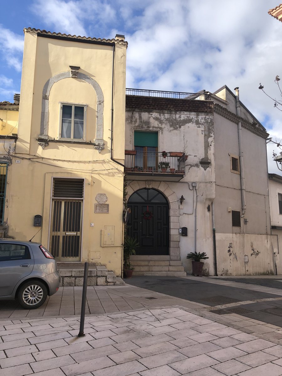 File:Piazza Castello, urban square in Rapolla, Italy.jpg