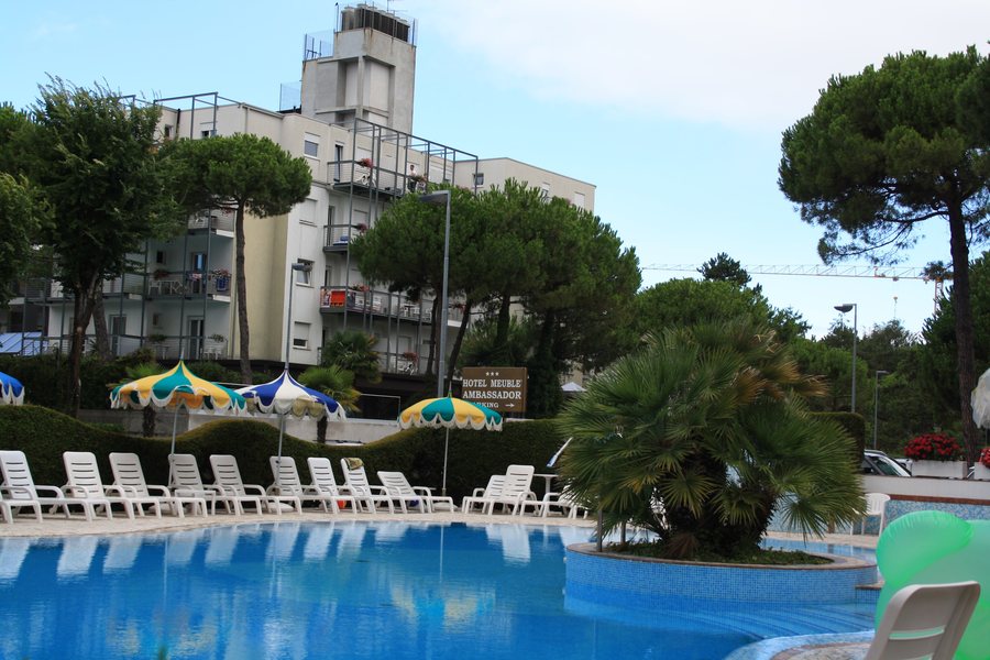 File:Lignano Pineta 5010.jpg