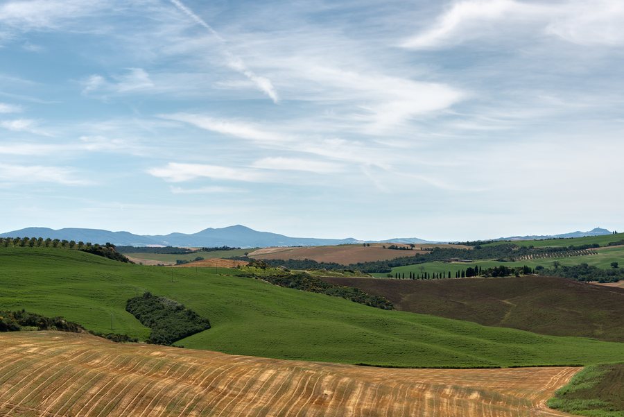File:Hills around Montalcino - Montalcino, Siena, Italy - June 24, 2018.jpg