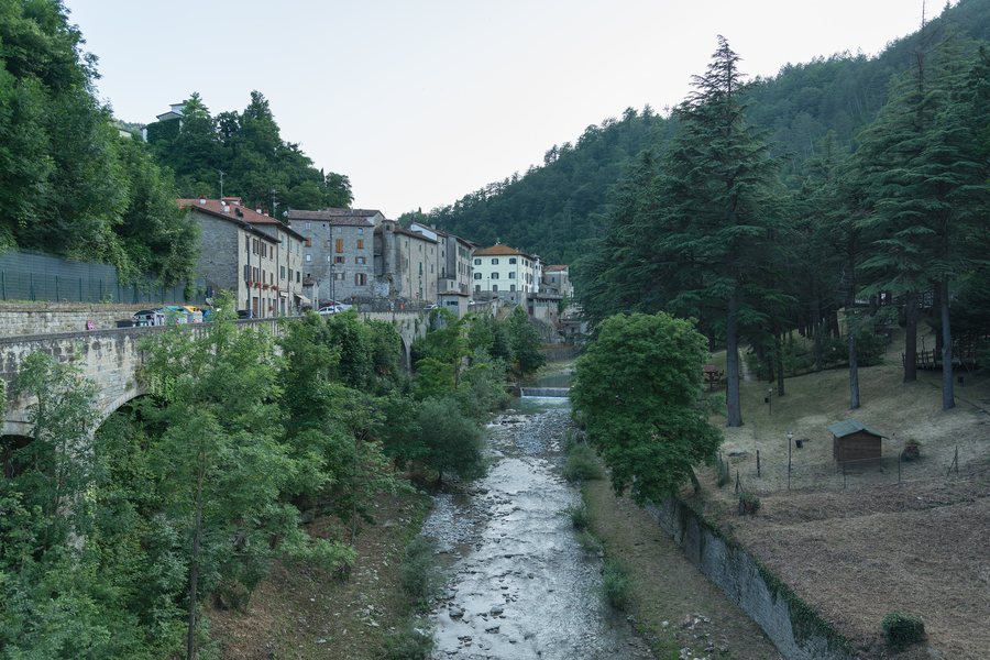 File:Fiume Rabbi - Premilcuore, Forlì-Cesena, Italia - 1 Luglio 2023 01.jpg