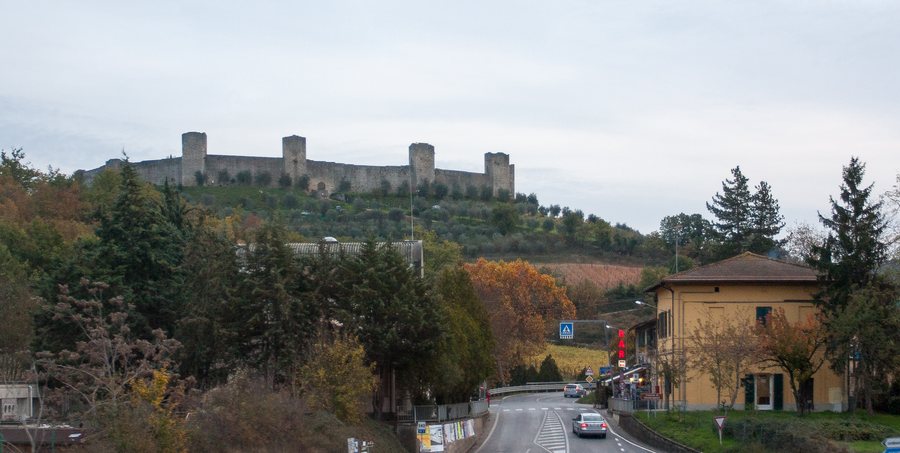 File:Monteriggioni, Italy - panoramio.jpg