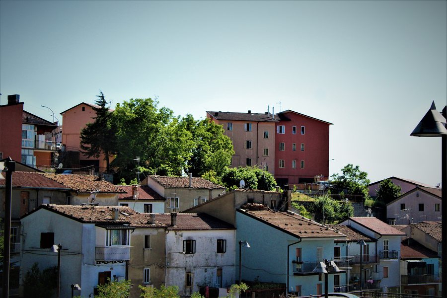 File:Avigliano (pz) una piccola citta!!.jpg