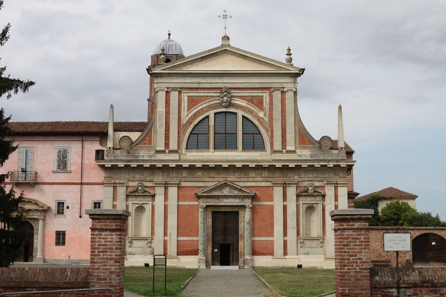 File:Convento domenicano di Santa Croce a Bosco Marengo, esterno della chiesa 03.jpg