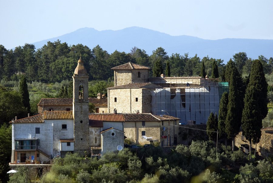File:Castello di montefiridolfi.jpg