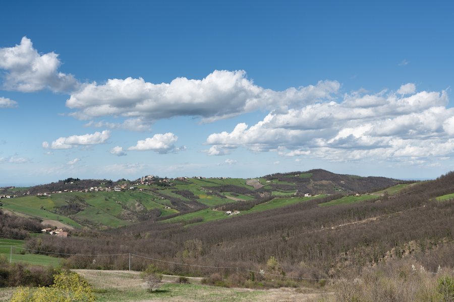 File:Appennino Modenese - Zocca, Modena, Italia - 2 Aprile 2024.jpg