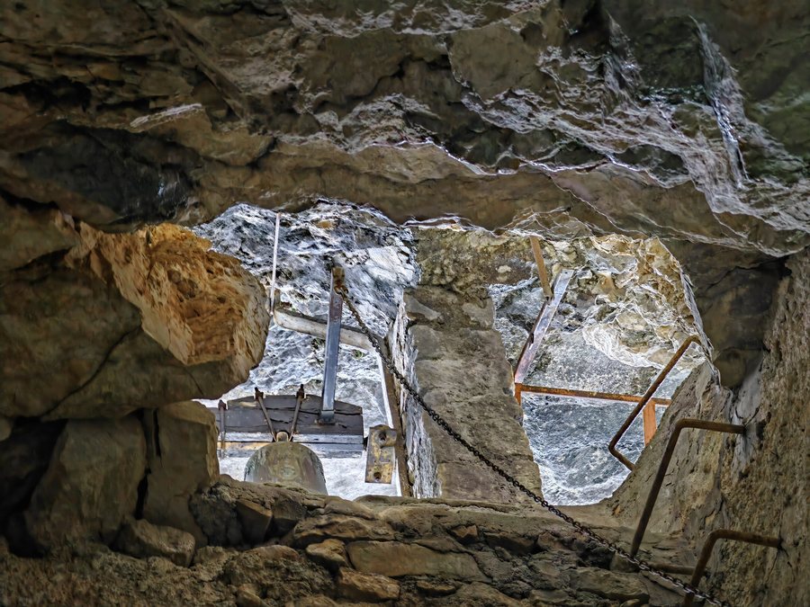 File:Eremo di san Michele Arcangelo (Formia) 04.jpg