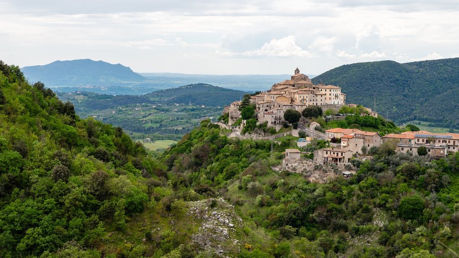 File:Cottanello, Latium, Italy.jpg