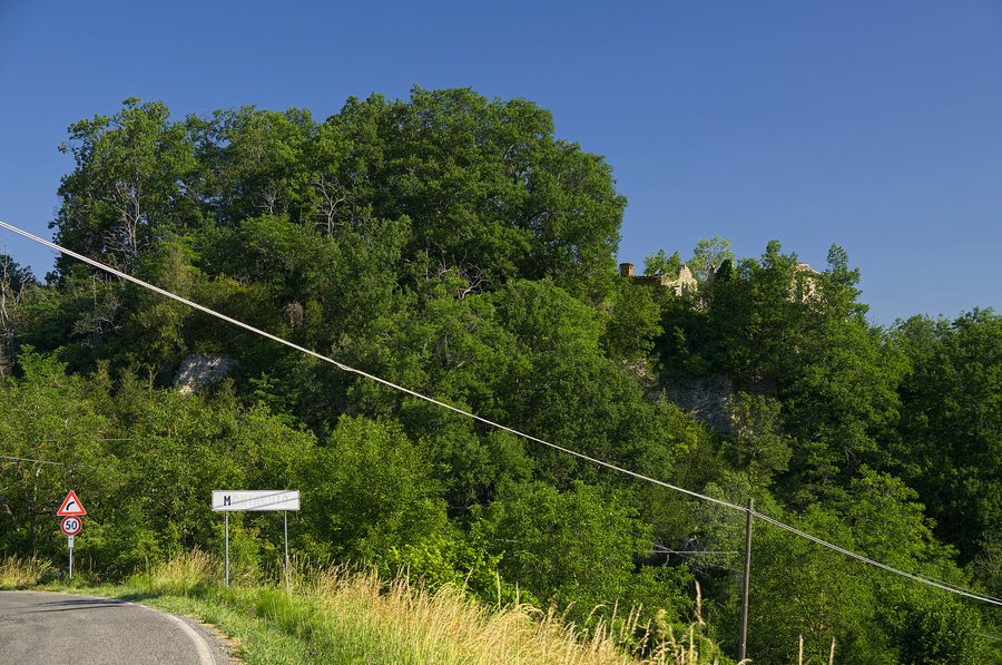 File:Montacuto - panoramio (1).jpg
