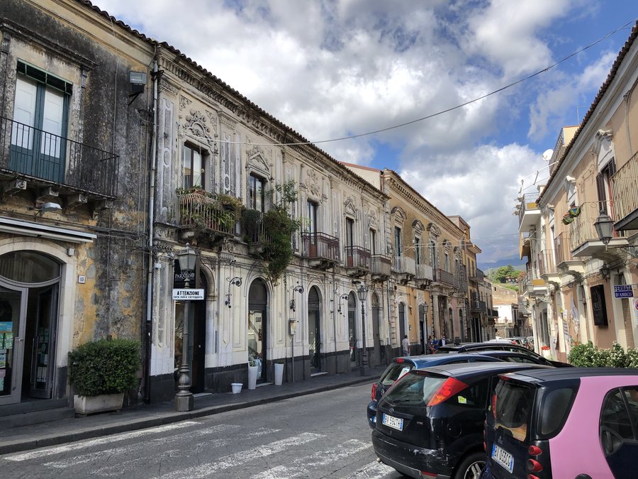 File:Palazzo di Trecastagni.jpg