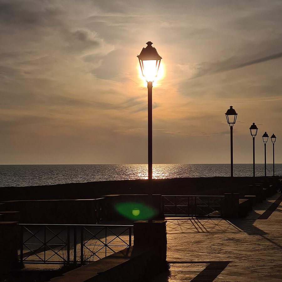 File:Taviano - lungomare di Marina di Mancaversa.jpg