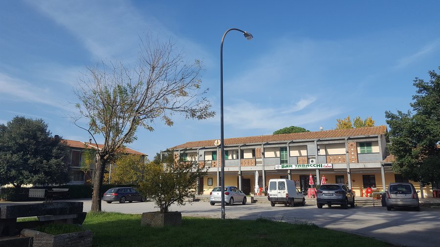 File:Borgo Santa Rita, Cinigiano.jpg