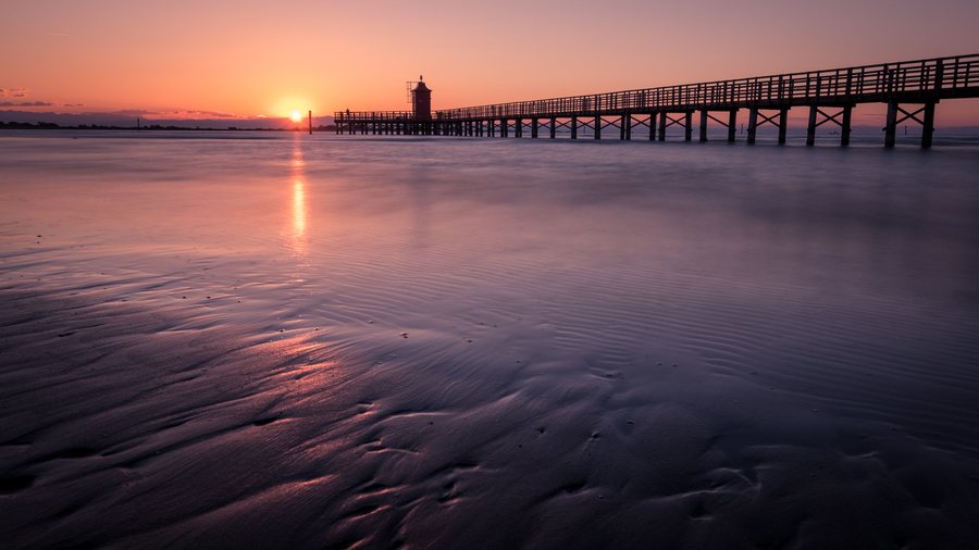 File:Faro Rosso At Sunrise Lignano Sabbiadoro Italy Seascape Photography (216949119).jpeg