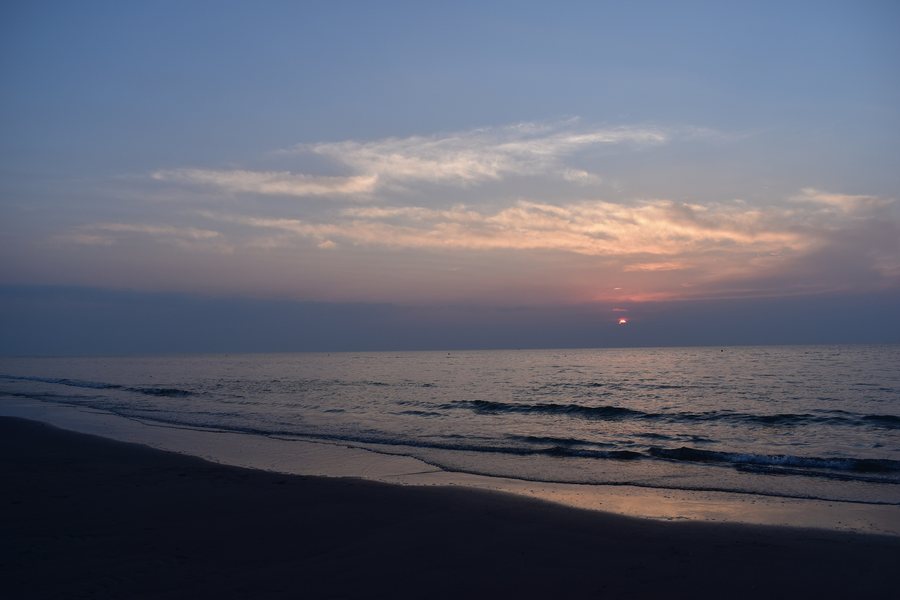 File:Beaches of Rosolina Mare 01.jpg