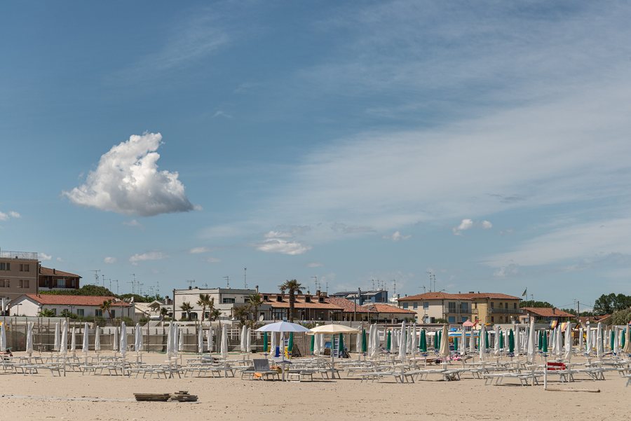 File:Beach - Porto Garibaldi, Comacchio, Ferrara, Italy - May 24, 2020.jpg
