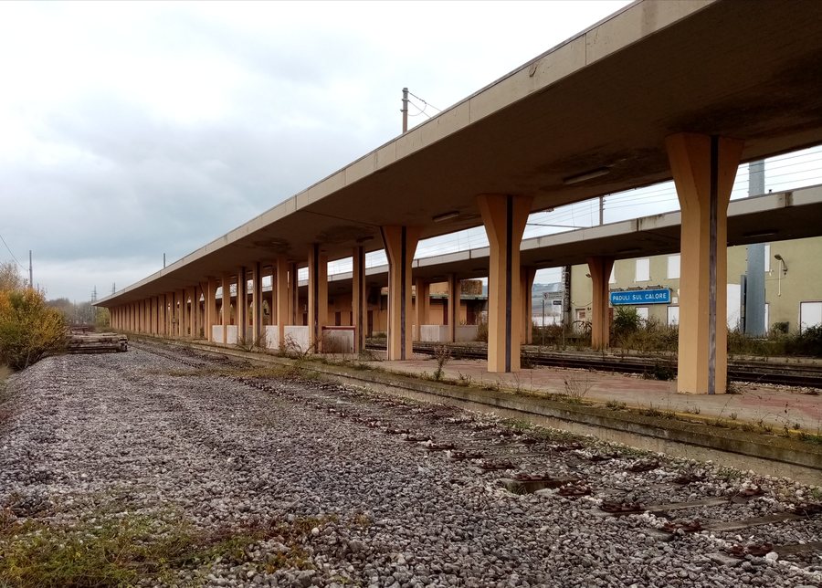 File:Paduli sul Calore railway station.jpg