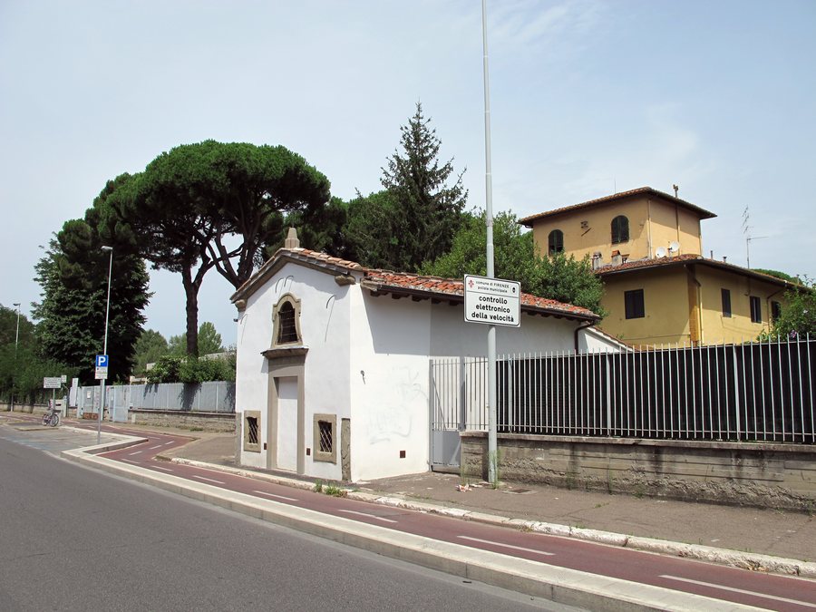 File:Ex-cappella di villa il casone in via di villamagna 01.JPG