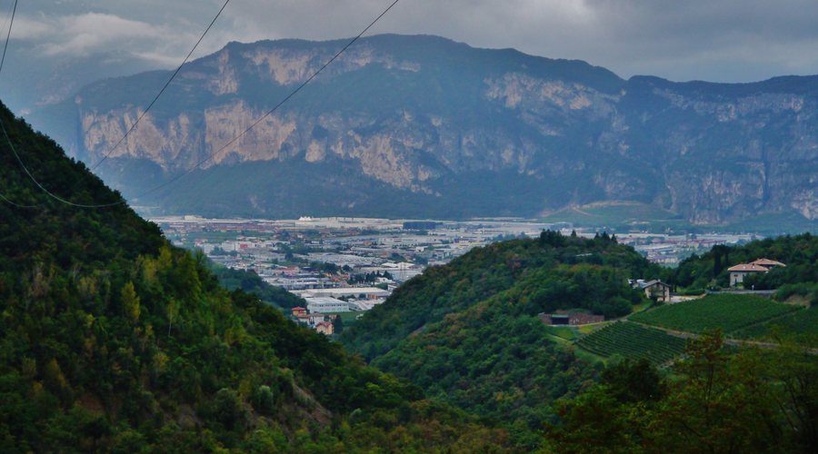 File:Trento Blick auf Trient 2.jpg