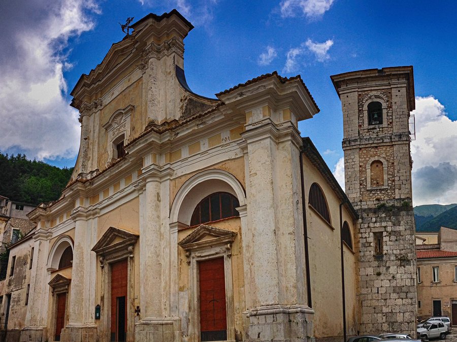 File:Il Duomo di San Donato Val di Comino.jpg