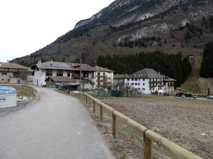 File:Ballino - Scorcio 03.jpg