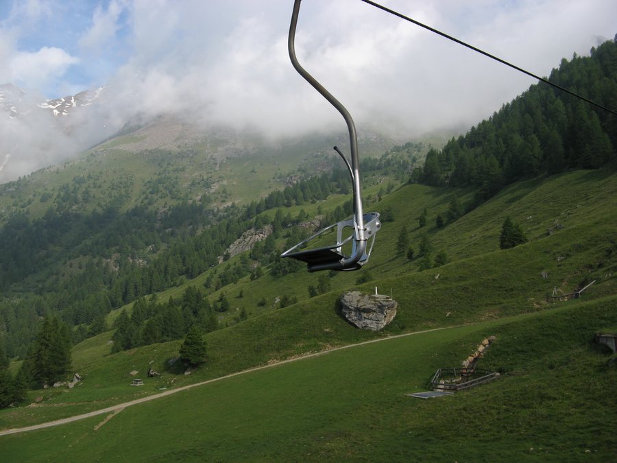 File:Peio Terme-Doss dei Cembri-Mantova al Vioz 3535 m n.p.m 1 - panoramio.jpg