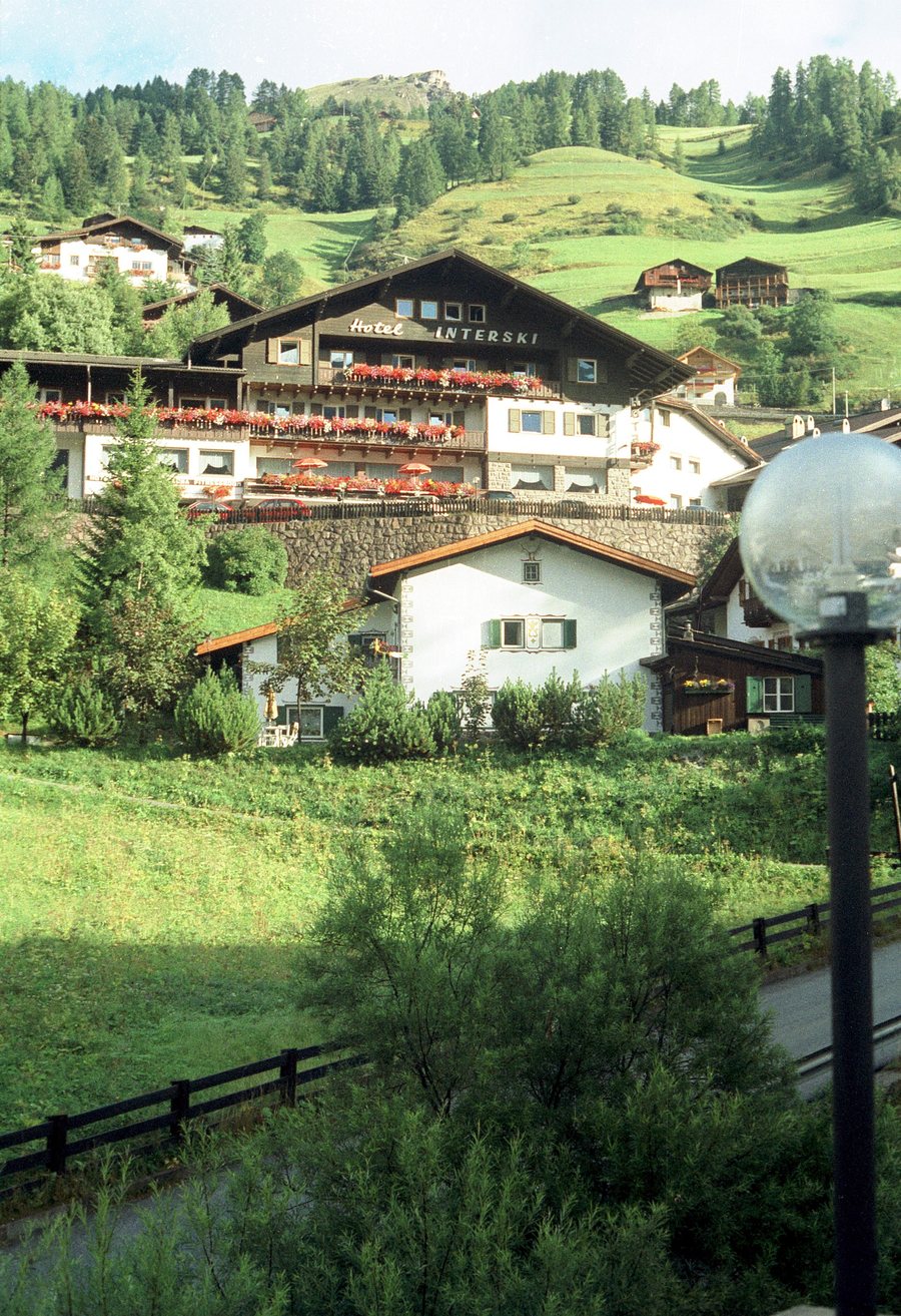 File:St. Christina in Gröden, das Hotel 