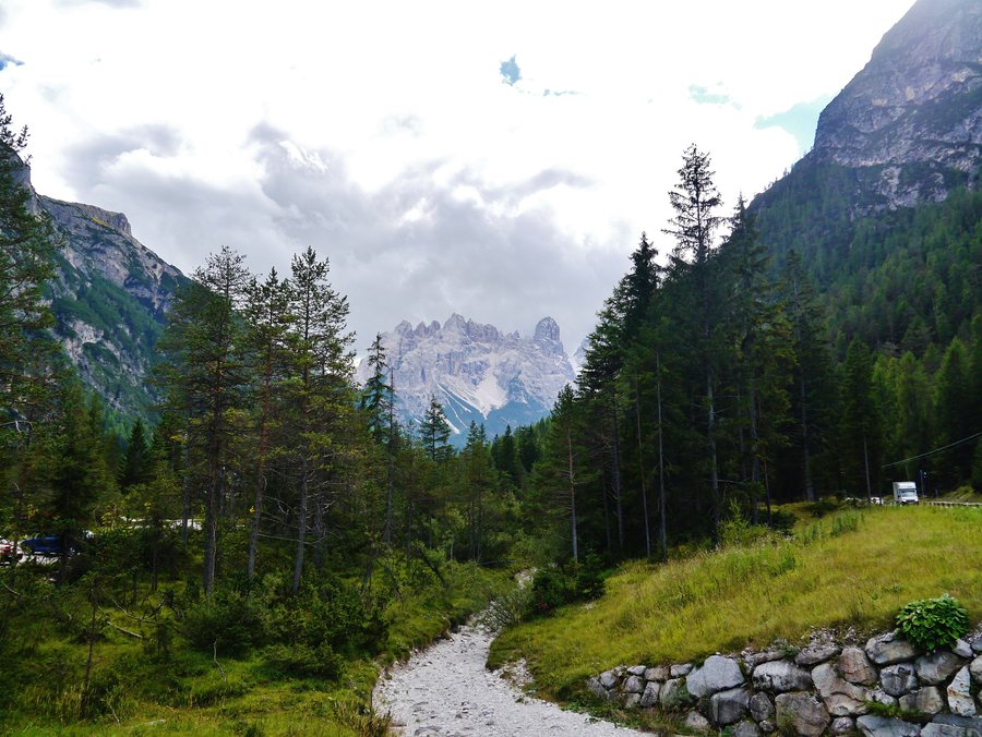 File:Toblach Alpen in Toblach 1.jpg