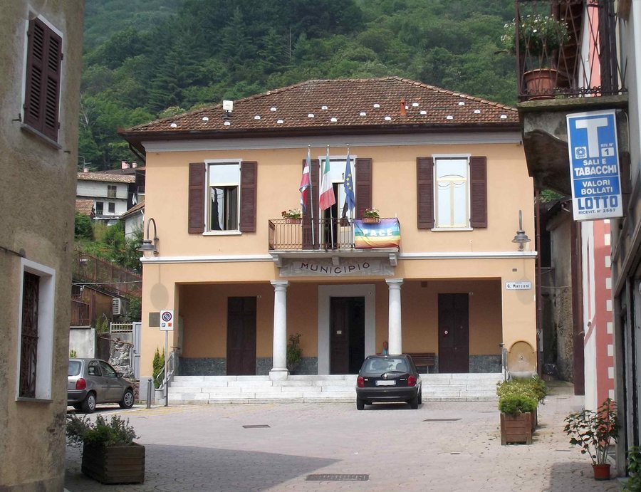 File:Cesara municipio.jpg